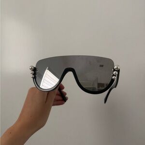 Fendi sunglasses grey